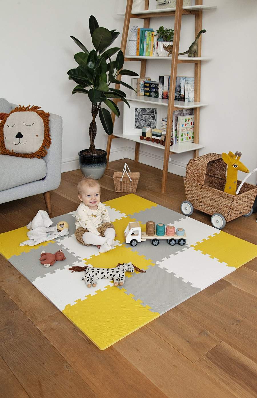 Kids Concept Sorter Ring Truck